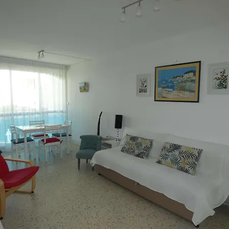 Apartamento 2 Pieces Moderne, Centre-ville, Proche Et Commerces - Fr-1-328-240 *